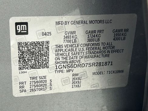 Used 2025 Chevrolet Suburban Z71 AWD/4WD image 41