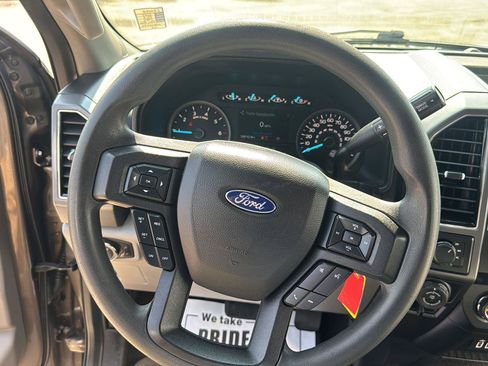 Used 2020 Ford F150 XLT w/ Trailer Tow Package AWD/4WD image 16