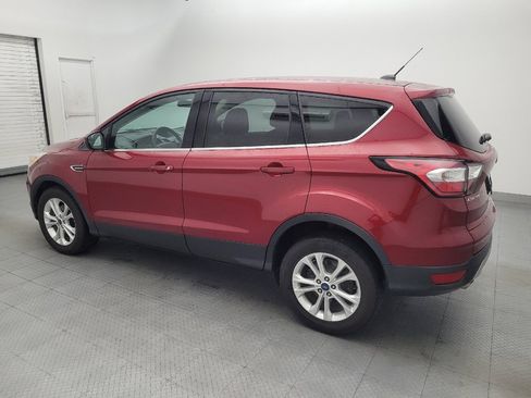 Used 2017 Ford Escape SE w/ SE Cold Weather Package FWD image 3