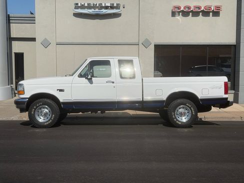 Used 1994 Ford F150 XL AWD/4WD image 6