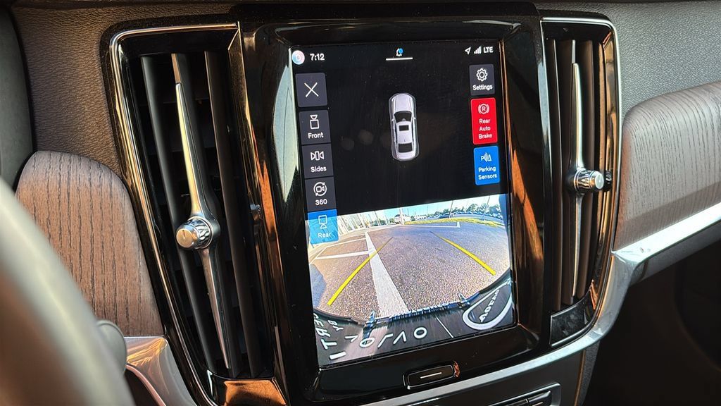 Certified 2023 Volvo S90 B6 Plus AWD/4WD image 19