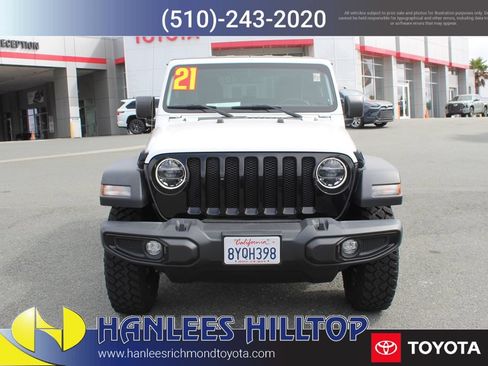 Used 2021 Jeep Wrangler Sport AWD/4WD image 4