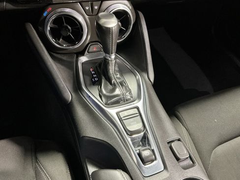 Used 2019 Chevrolet Camaro LT image 30
