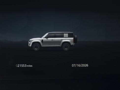 Used 2025 Land Rover Defender 110 AWD/4WD image 48