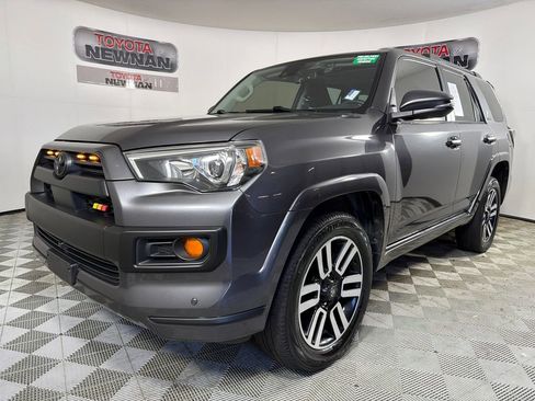 Used 2023 Toyota 4Runner Limited image 9
