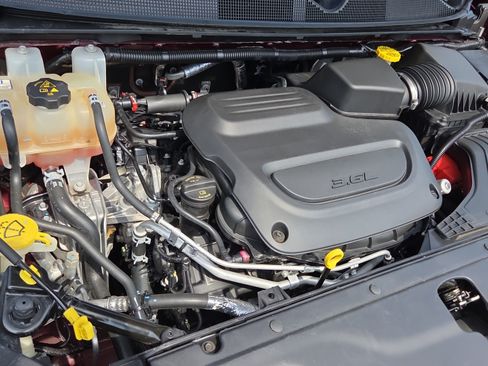 Used 2022 Chrysler Pacifica Pinnacle FWD image 18
