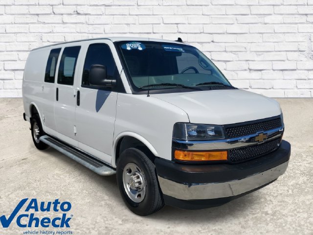 Certified 2025 Chevrolet Express 2500 w/ Driver Convenience Package RWD image 5