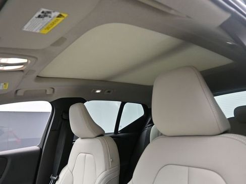 New 2026 Volvo XC40 B5 Ultra w/ Protection Package Premier AWD/4WD image 18