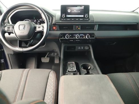 Used 2023 Honda Pilot Sport image 18