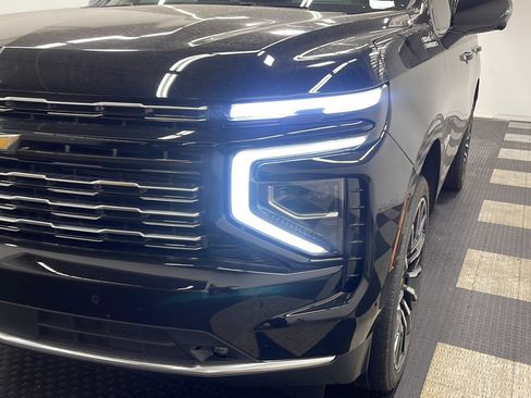 Used 2025 Chevrolet Tahoe High Country AWD/4WD image 26