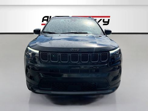 Used 2023 Jeep Compass High Altitude AWD/4WD image 2