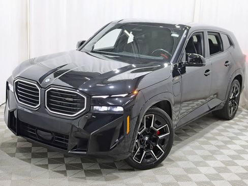 Used 2023 BMW XM AWD/4WD image 5