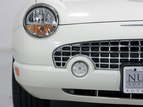 Used 2002 Ford Thunderbird image 39