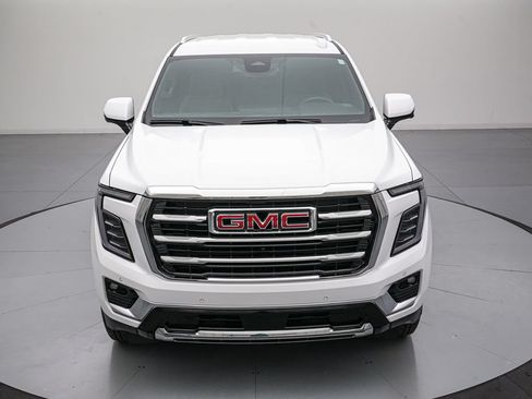 Used 2026 GMC Yukon Elevation AWD/4WD image 9