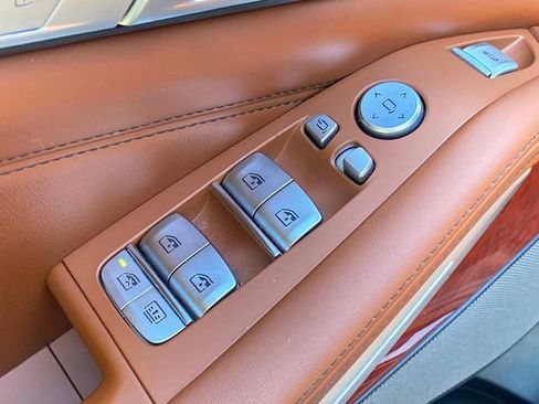 Used 2022 BMW ALPINA XB7 AWD/4WD image 14