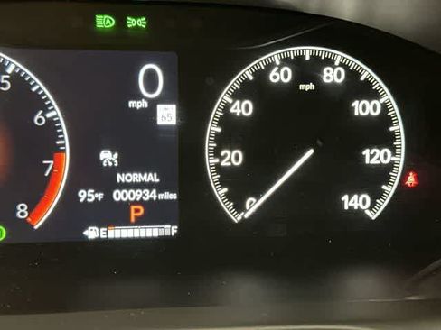 Certified 2026 Honda HR-V Sport image 16