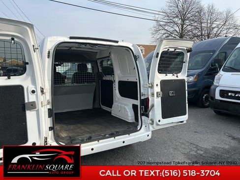 Used 2021 Nissan NV200 SV w/ Sliding Door Glass Package image 35