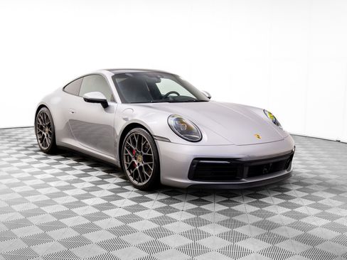 Used 2020 Porsche 911 Carrera S RWD image 8