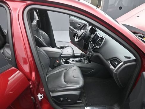 Used 2019 Jeep Cherokee High Altitude image 10