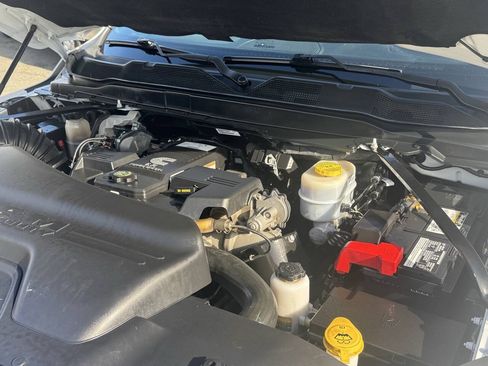 Used 2022 RAM 2500 Big Horn AWD/4WD image 23