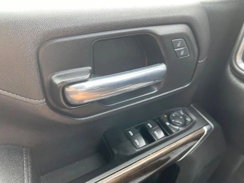 Used 2023 Chevrolet Silverado 2500 LT AWD/4WD image 32
