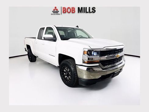 Used 2019 Chevrolet Silverado 1500 LT AWD/4WD image 1
