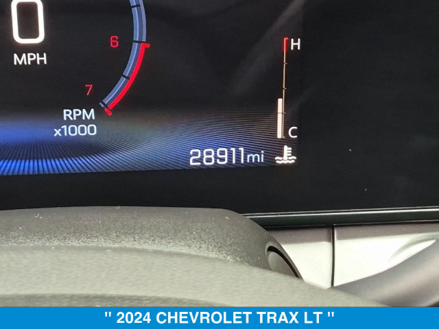 Used 2024 Chevrolet Trax LT w/ LT Convenience Package FWD image 20
