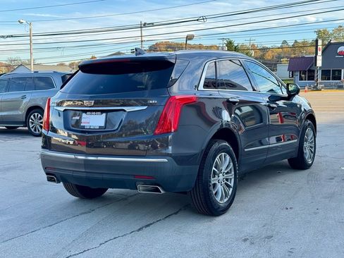 Used 2017 Cadillac XT5 Luxury w/ Driver Awareness Package image 8