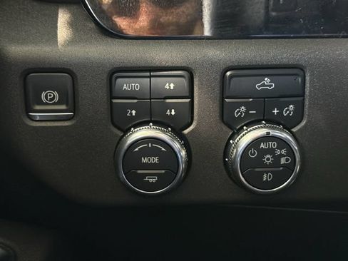 Used 2024 GMC Sierra 1500 Elevation w/ X31 Off-Road Package AWD/4WD image 21