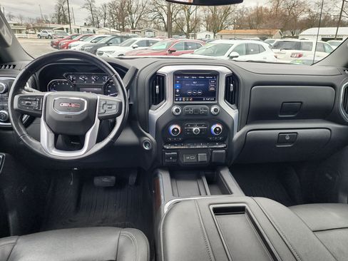 Used 2020 GMC Sierra 1500 SLT w/ SLT Premium Plus Package AWD/4WD image 9