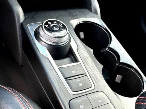 Used 2025 Ford Escape ST-Line FWD image 17