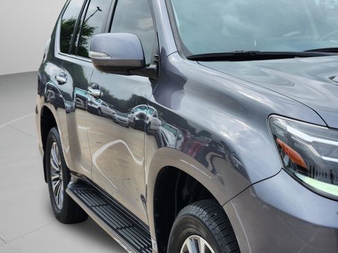 Used 2023 Lexus GX 460 Luxury w/ Accessory Package AWD/4WD image 42