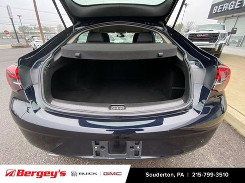 Used 2018 Buick Regal Preferred FWD image 28