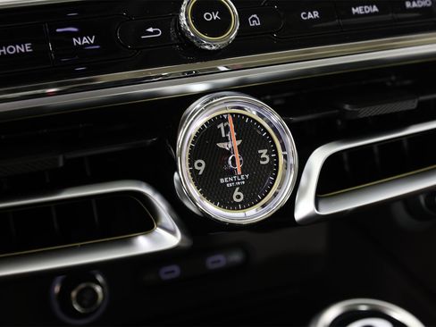 New 2026 Bentley Flying Spur Plug-In Hybrid image 34