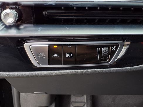 Used 2026 Cadillac Lyriq Sport image 17