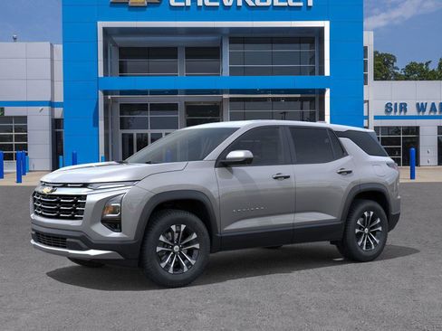 New 2026 Chevrolet Equinox LT w/ Convenience Package II image 2