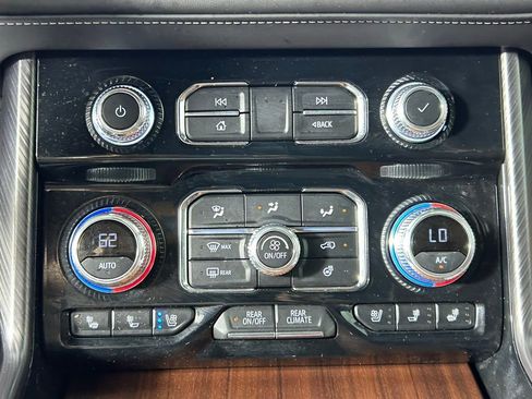 Used 2024 GMC Yukon Denali Ultimate image 27