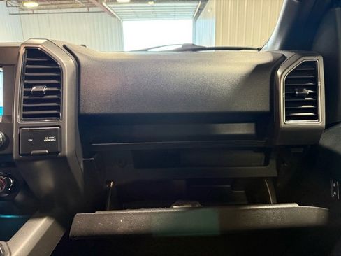 Used 2019 Ford F150 XLT w/ Equipment Group 302A Luxury image 26