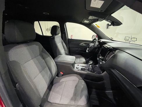 Used 2023 Chevrolet Traverse LT FWD image 28