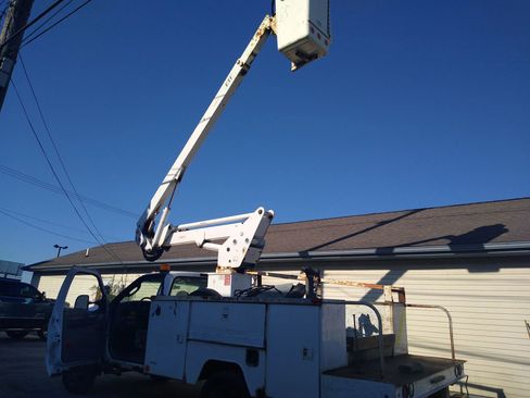 Used 2004 Ford F450 XLT image 4