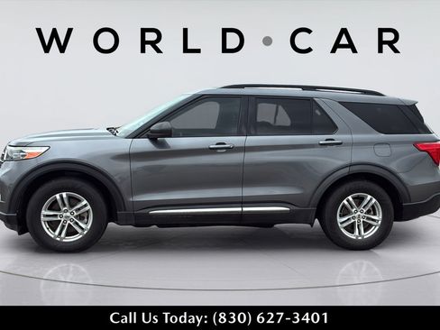 Used 2021 Ford Explorer XLT RWD image 11