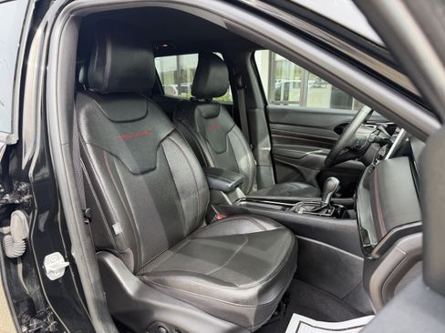 Used 2024 Jeep Compass Trailhawk w/ Trailhawk Elite Group image 26