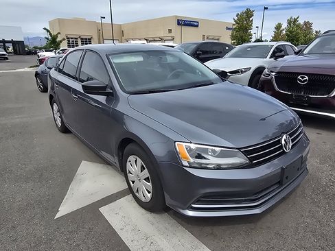 Used 2015 Volkswagen Jetta S FWD image 17