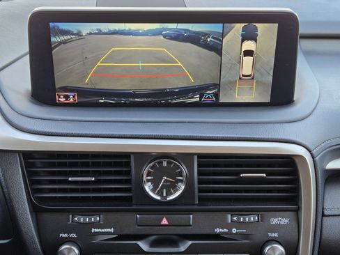 Used 2022 Lexus RX 350L Luxury image 25