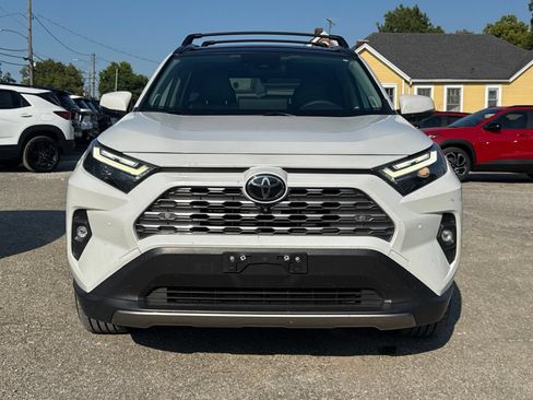 Used 2023 Toyota RAV4 Limited AWD/4WD image 7