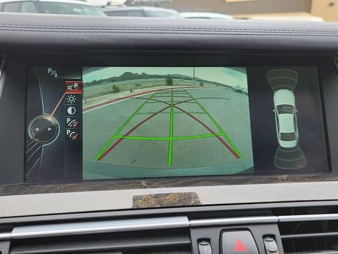 Used 2013 BMW 750Li image 20