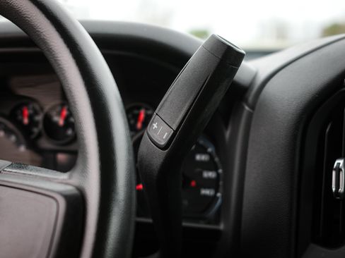 Used 2020 Chevrolet Silverado 1500 Custom Trail Boss w/ Custom Convenience Package image 24