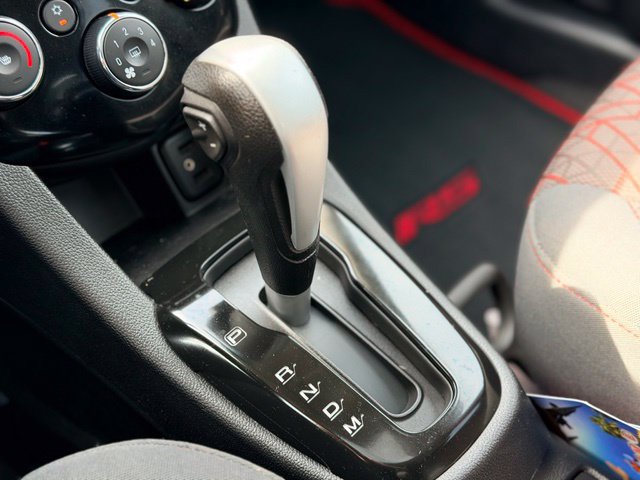 Used 2017 Chevrolet Sonic LT w/ Fun and Sun Package FWD image 15