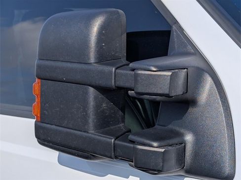 Used 2016 Ford F250 Lariat w/ Lariat Ultimate Package image 3