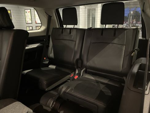 Used 2024 Toyota 4Runner Limited image 21